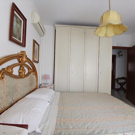 Il Melograno B&B With Private Bathrooms เอาล์ลา ภายนอก รูปภาพ